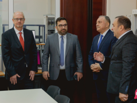 “Nar” yerli İT peşəkarlarının yetişməsinə dəstək olur