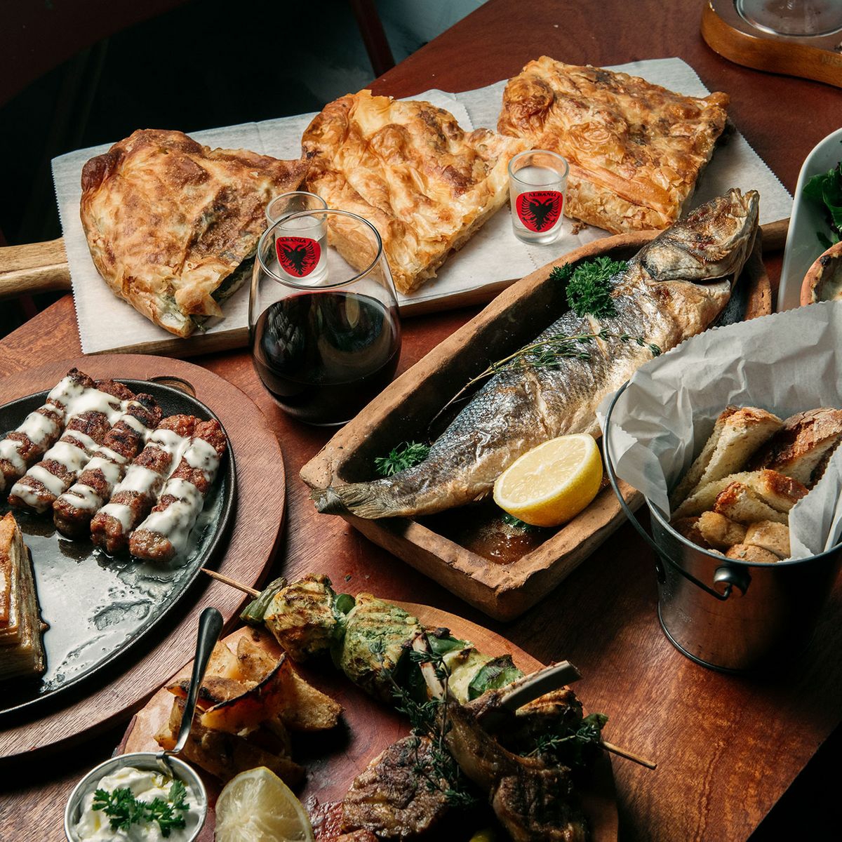 Kafe və restoranlar bu tarixdə açılacaq