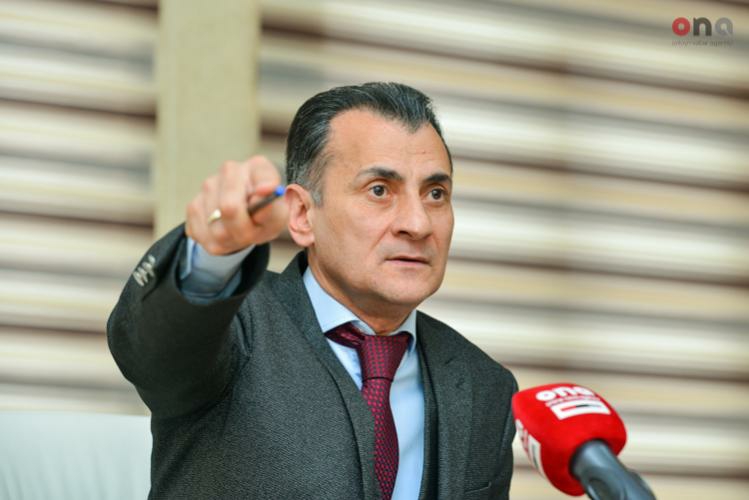 Mirşahin Kəramətə Aydın Canın yazısı ilə cavab verdi: “Özünü batıra- batıra gəlib”