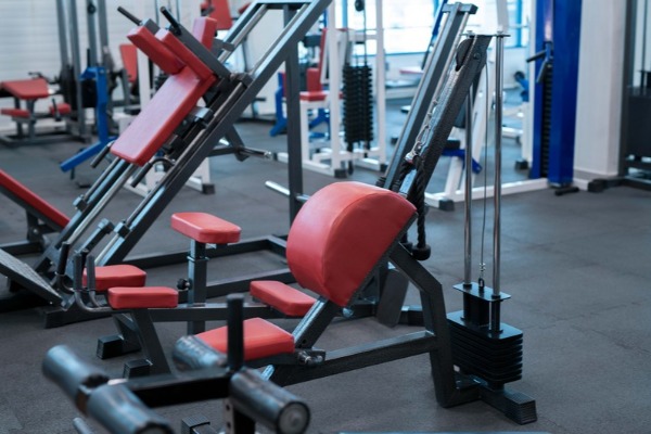 Nazirlik fitnes zallarının necə fəaliyyət göstərə biləcəyini açıqladı