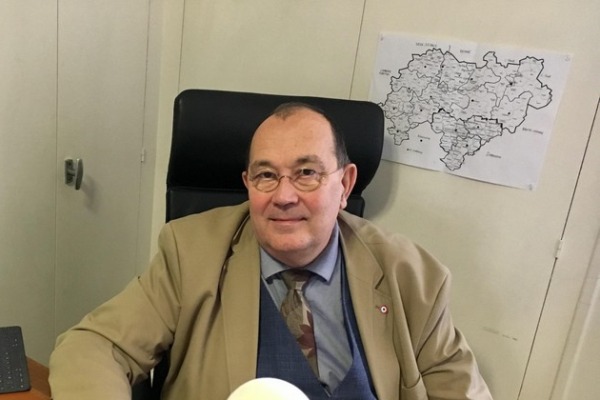 Ermənilər fransalı deputatı ölümlə hədələyir