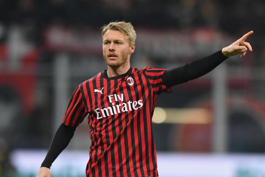 “Milan” onunla müqaviləsini yeniləyir
