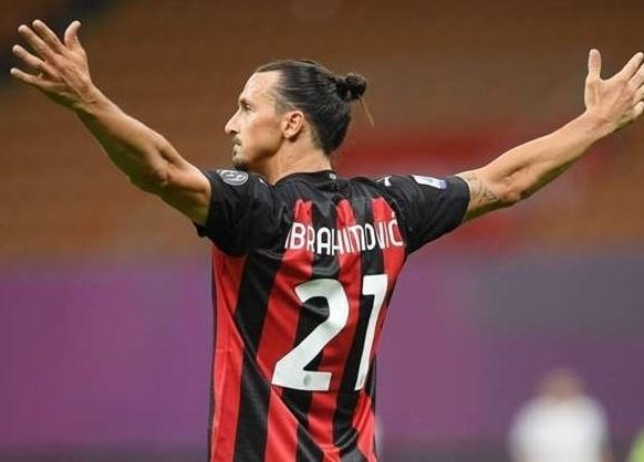 “Milan” İbrahimoviçlə müqaviləni uzadır