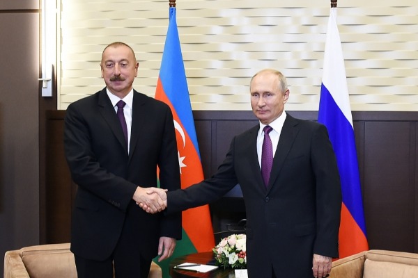 İlham Əliyevlə Vladimir Putin arasında telefon danışığı olub