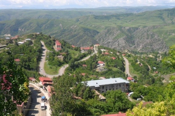 Azərbaycanlılarla ermənilər Qarabağda birgə yaşaya bilərmi?