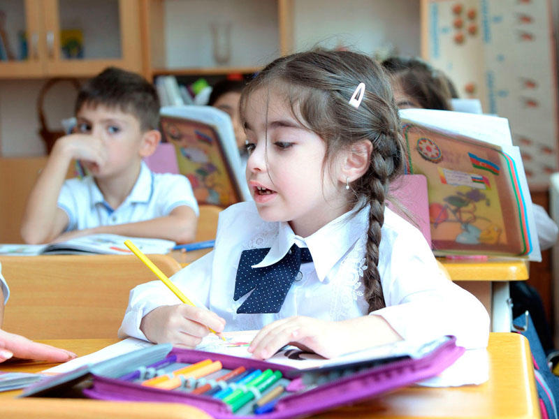 Tədrisdə hibrid və əyani formaya keçid gözlənilir