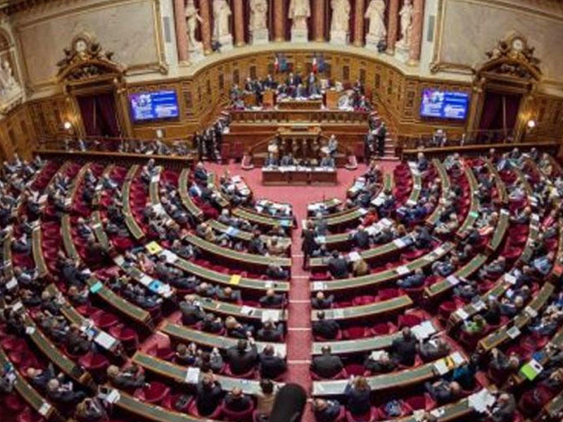 Fransadakı soydaşlarımız ölkə senatının üzvlərinə müraciət edib