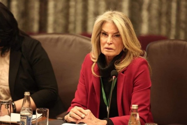 Ermənilər italiyalı senatoru ölümlə hədələyirlər