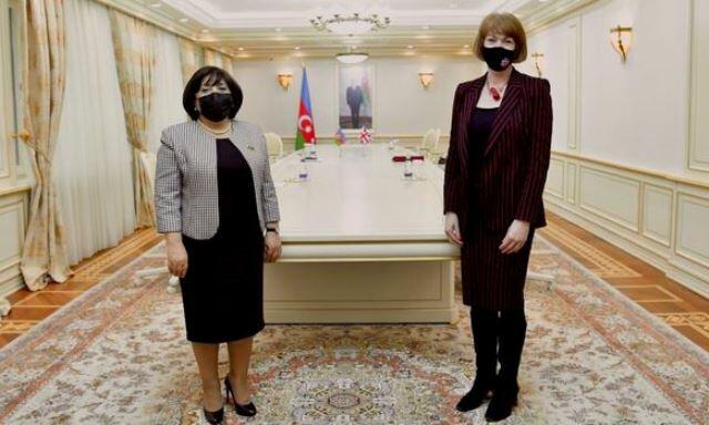 Sahibə Qafarova britaniyalı nazirlə görüşdü