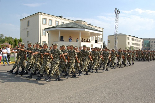 Hərbçilərə növbəti əlavə ödənişlərin olması təklif edilir
