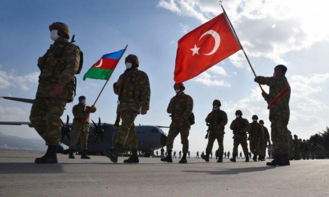 Hərbiçilərimiz qardaş ölkəyə komandos təliminə yollandı