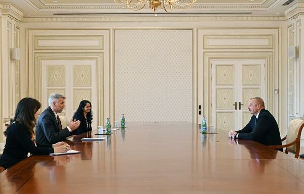 Prezident Molineusla görüşdü – Foto