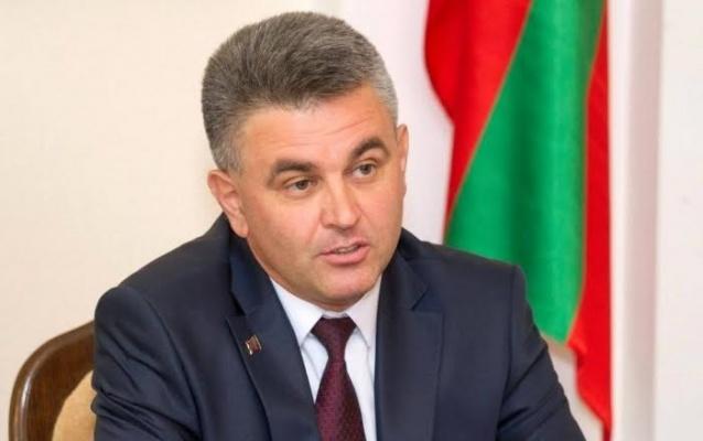 Qondarma qurumun lideri Rusiyadakı seçkidə səs verdi