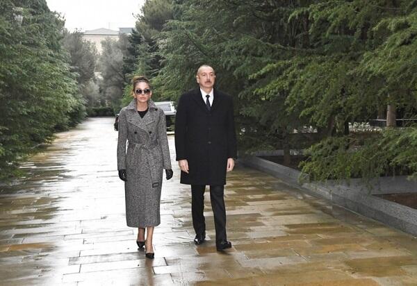 Prezident və xanımı Bakıda Xocalı yürüşündə