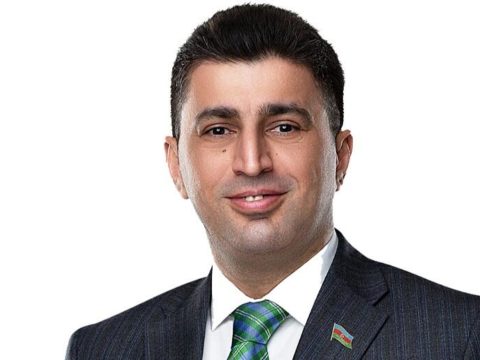 Şahin Seyidzadə mandatından imtina etdi