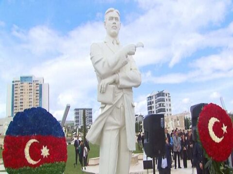 Ankarada Əhməd Cavadın heykəlinin açılışı olub