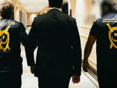 Sabirabadda vəzifəli şəxslər rüşvətə görə həbs edildi