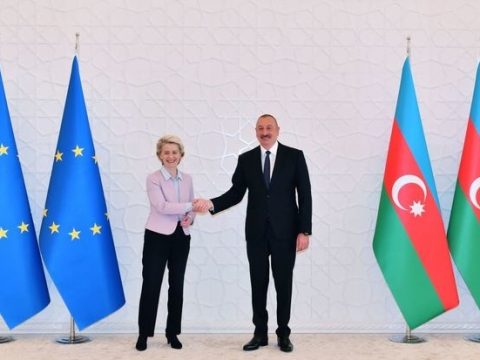 İlham Əliyev və Ursula Fon der Lyayen mətbuata birgə açıqlama verirlər – CANLI YAYIM