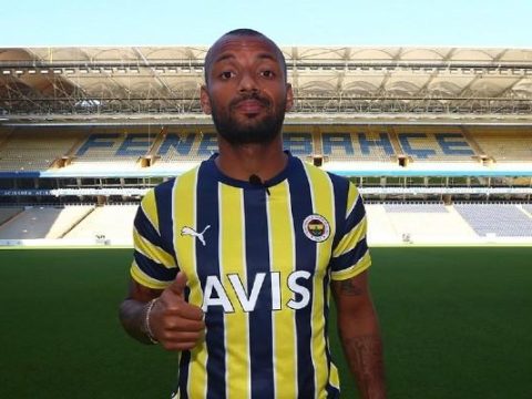 Fənərbaxça” braziliyalı futbolçu aldı