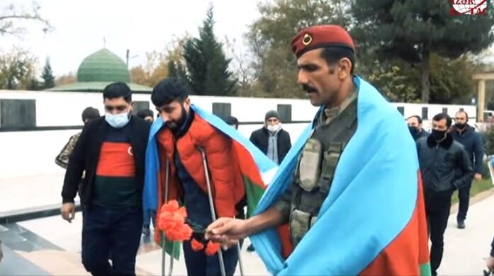 İntihar edən qazimizin dəfnində nələr baş verib? – Sabirabaddan CANLI BAĞLANTI