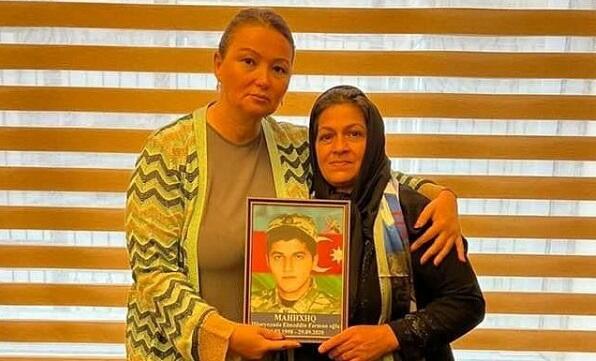 Millət vəkili yeganə övladı şəhid olan ana ilə görüşdü