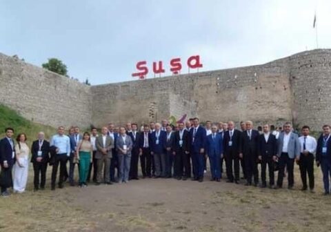 ŞƏHİD QANI İLƏ DİRÇƏLƏN ŞUŞA
