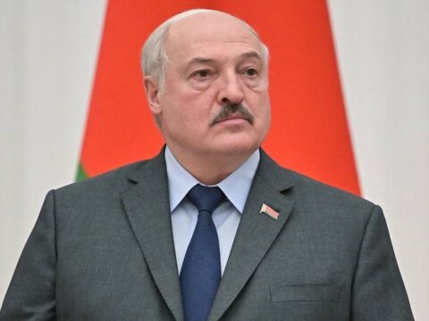 Lukaşenko: “Polşa Belarusu udmağa hazırlaşır”