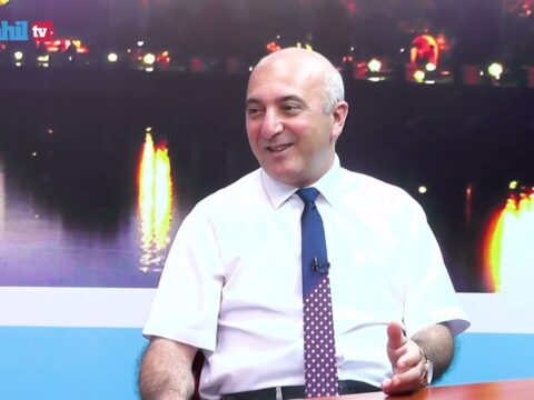 "Buzdağ yüksəkliyində bizdən yüksəkdə ancaq Bayrağımız və göydə Allahımız var"