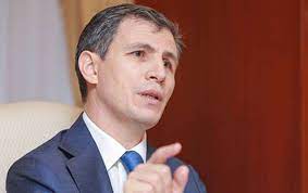 “Hərbi cinayətkarlar Ermənistanla sərhədlərin açılmasından sonra aramızda rahat gəzə bilməməlidir”!