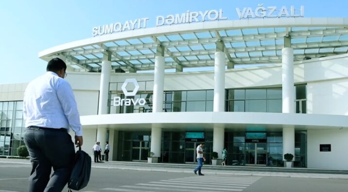 Sumqayıt dəmiryol vağzalında avtomobillərin parklanması ödənişli oldu