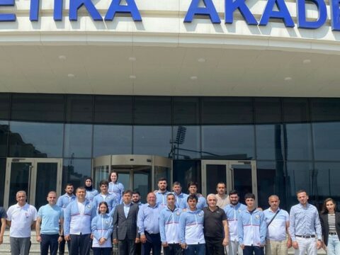 Azərbaycan Ağır Atletika Federasiyanın rəhbərliyi idmançılarla görüşüb