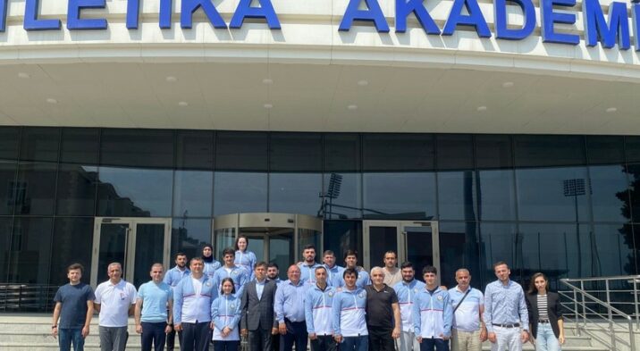 Azərbaycan Ağır Atletika Federasiyanın rəhbərliyi idmançılarla görüşüb