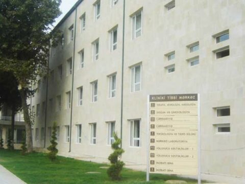 Bakı-Ələt-Qazax magistralındakı qəzada yaralanan şəxsin vəziyyəti ağırdır
