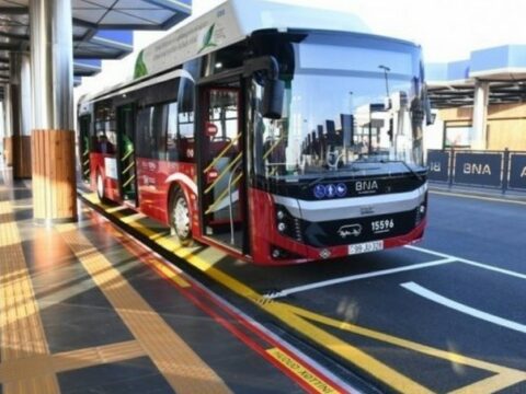Bakıda bir sıra avtobusların hərəkətində gecikmələr var