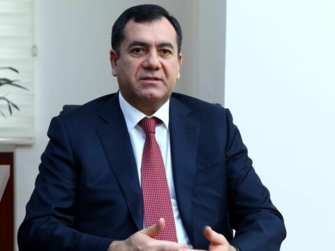 “Bu, siyasi oyunbazlıqdan başqa bir şey deyil “