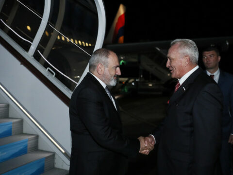 Paşinyan Rusiyadadır – Putinlə görüşəcək 