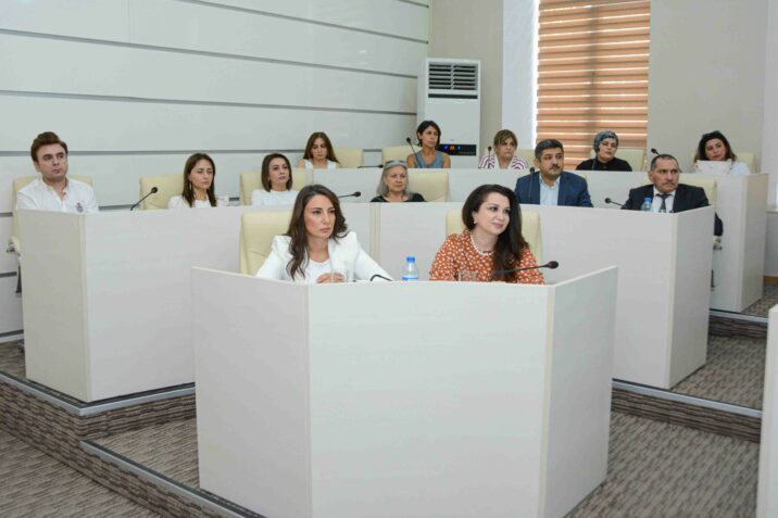 UNEC-in ilk qrant müsabiqəsinin qaliblərinin təqdimatı keçirildi