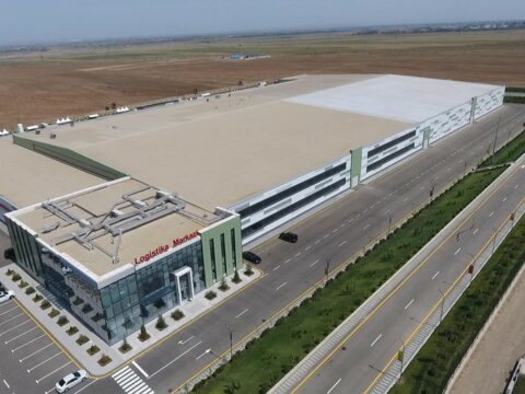 Azərbaycandakı aqroparklarda 10 min insan çalışır