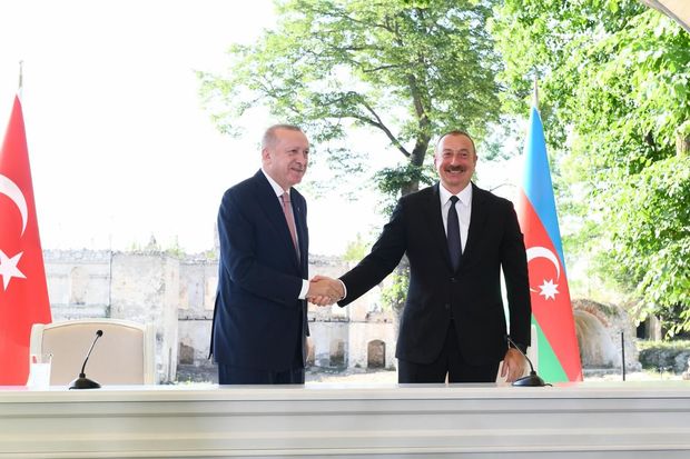 Azərbaycan-Türkiyə qardaşlığında yeni dövr – ŞƏRH