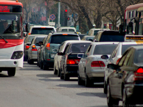 136 avtobus TIXACDA qalıb