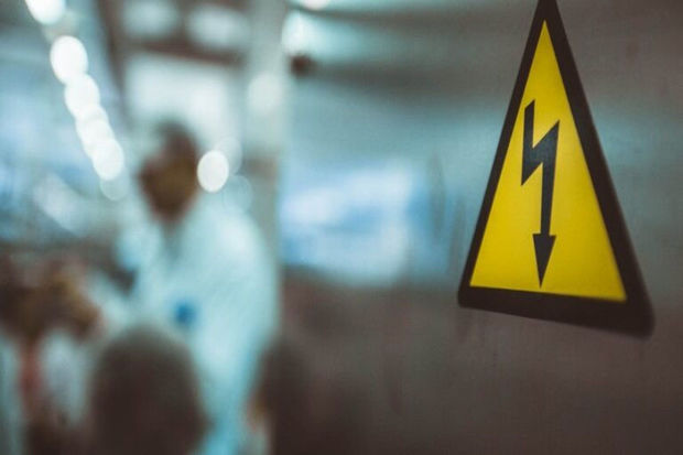 Şəmkirdə 13 yaşlı uşağı elektrik cərəyanı vurub