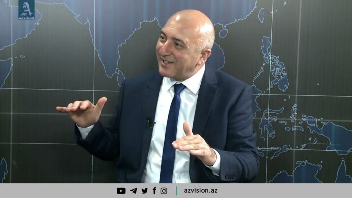 “Bəlkə də İranda tezliklə kiminsə “quyruğu”nun qoparılmasının şahidi olduq…”