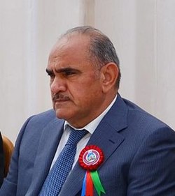 Mərdan Camalov qaziyə: “Götür Yüz manatı get!”