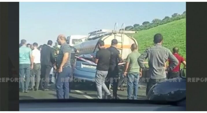 Bakıda avtomobillər toqquşub, ölən və yaralanan var