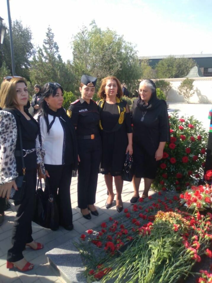 DİN yanında İctimai Şuranın üzvləri şəhidin anım günündə iştirak edib – FOTOLAR