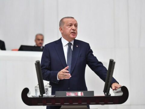 Ərdoğan Paşinyanla Praqada görüşə biləcəyini açıqlayıb