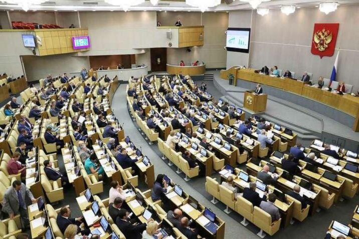 Rusiya Duması Ukraynanın 4 regionu barədə qanunu təsdiqlədi