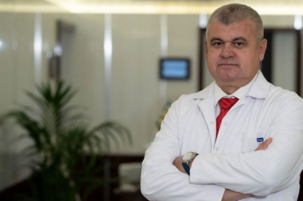 Bakıda sürücüsü tanınmış həkimi soydu