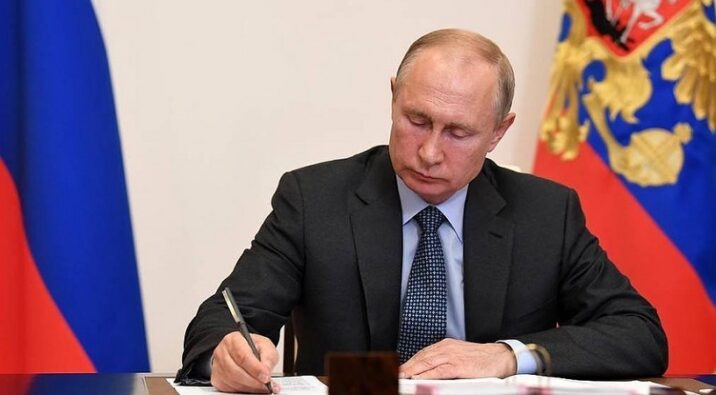 Putin Ukraynanın 4 regionu ilə bağlı mürtəce qanunu İMZALADI