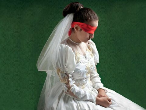 Sabirabadda 16 yaşlı qız 40 yaşlı kişiyə ərə verilib